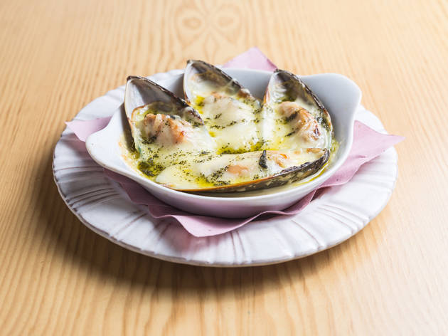 Maria Azeitona - Mexilhões com Queijo da Ilha