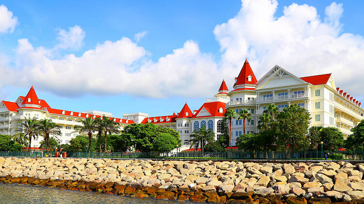 Hong Kong Disneyland Hotel