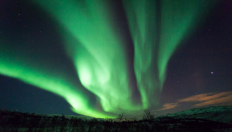 You might be able to the northern lights above Chicago tonight