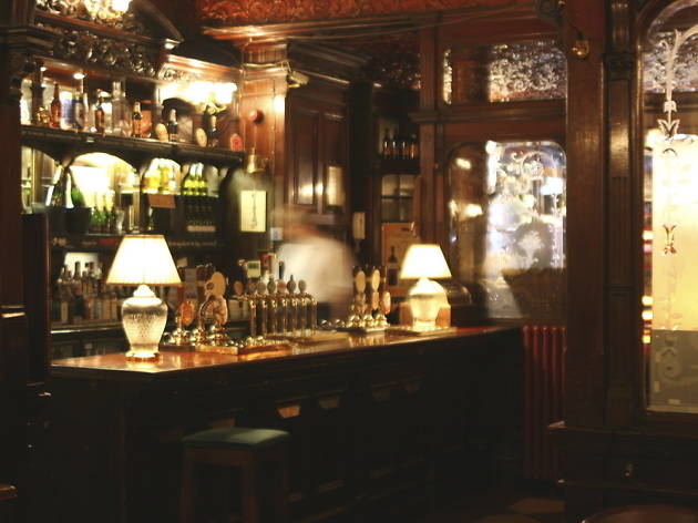8 Best Pubs In Soho You Won T Want To Miss