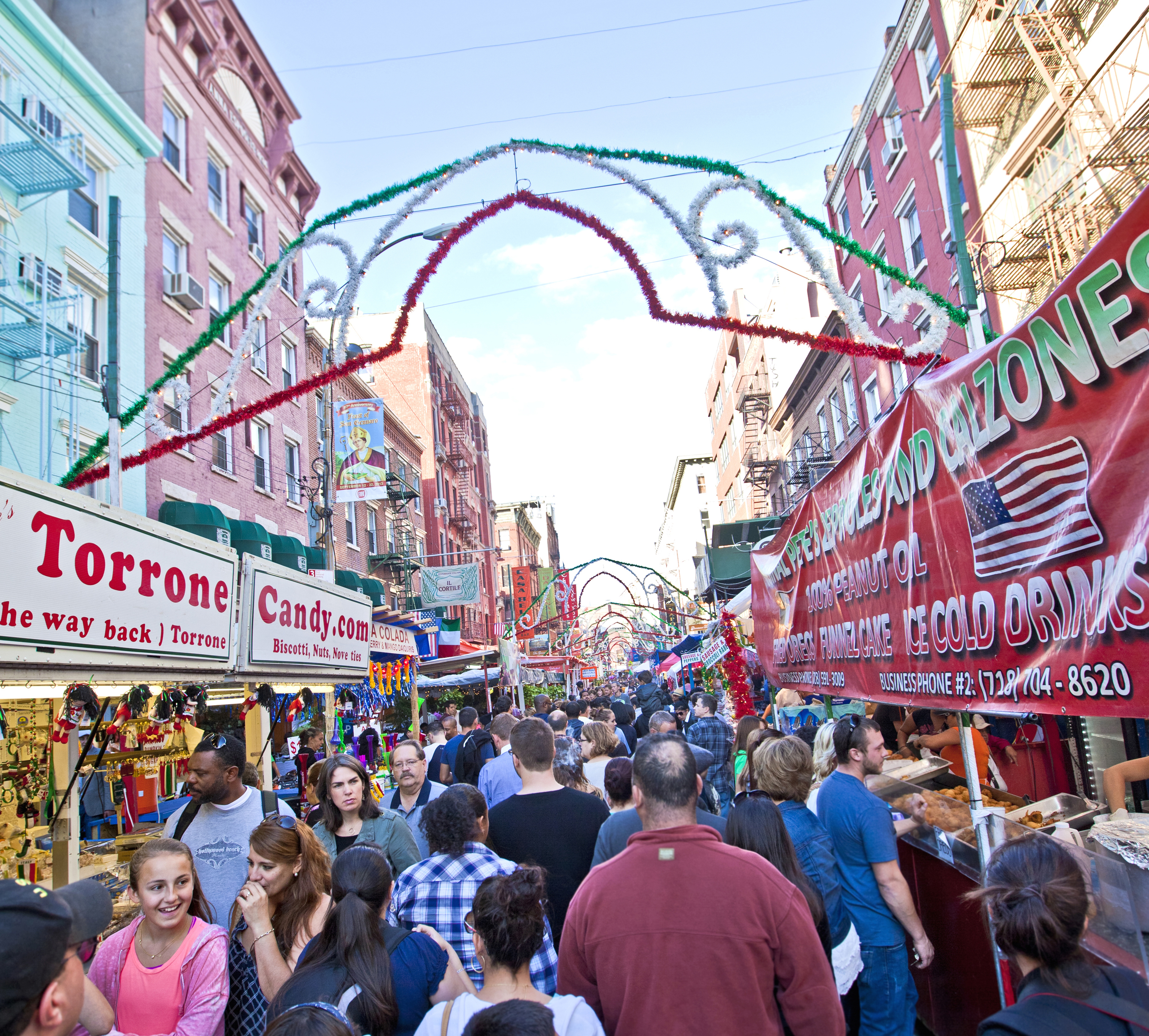 Feast Of San Gennaro 2021 Guide With Schedule Little Italy Tips