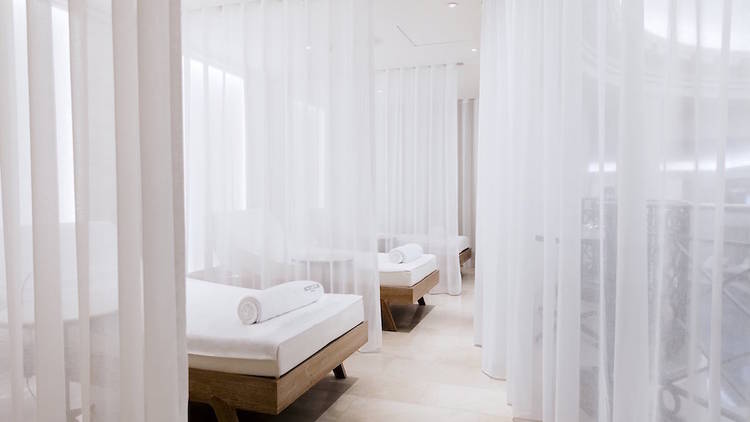 Inside Chanel au Ritz Paris, Chanel's Completely Gorgeous—and  First-Ever!—Spa