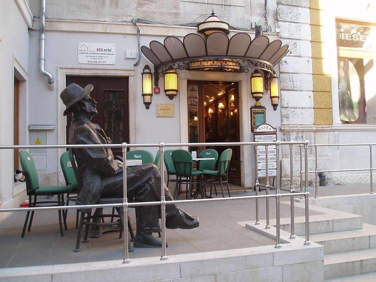 Drink with James Joyce