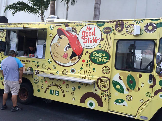 14-best-food-trucks-in-miami-for-burgers-desserts-and-more