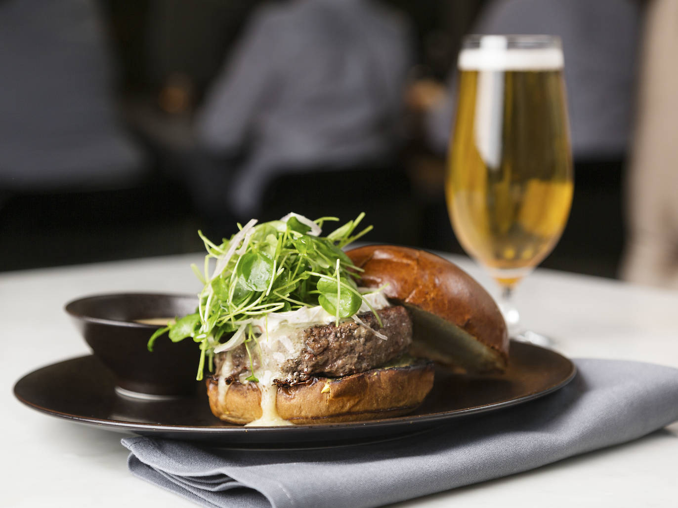 17 Best Restaurants Near Wrigley Field