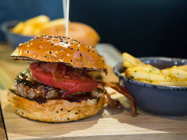 Houston's Grill Houston's Grill