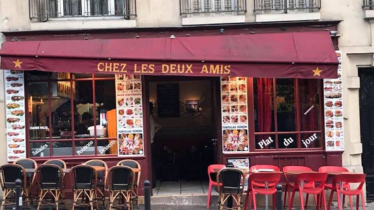 Chez les deux amis