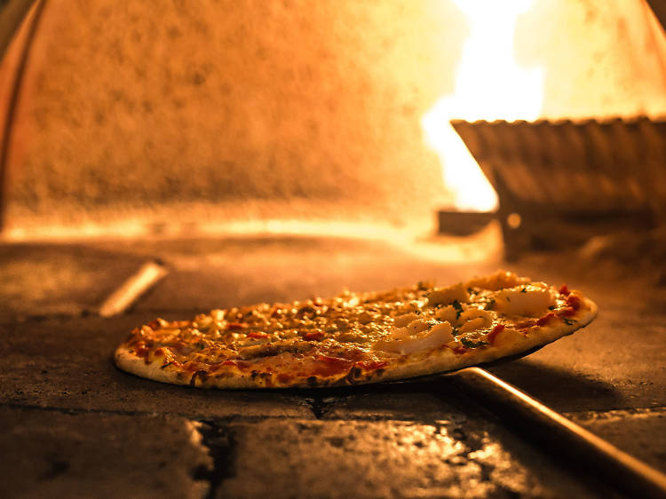 Fratelli’s Wood-fired Pizza