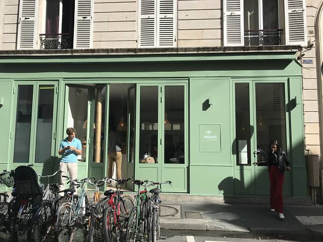 Cafe Mericourt Restaurants In Saint Ambroise Paris