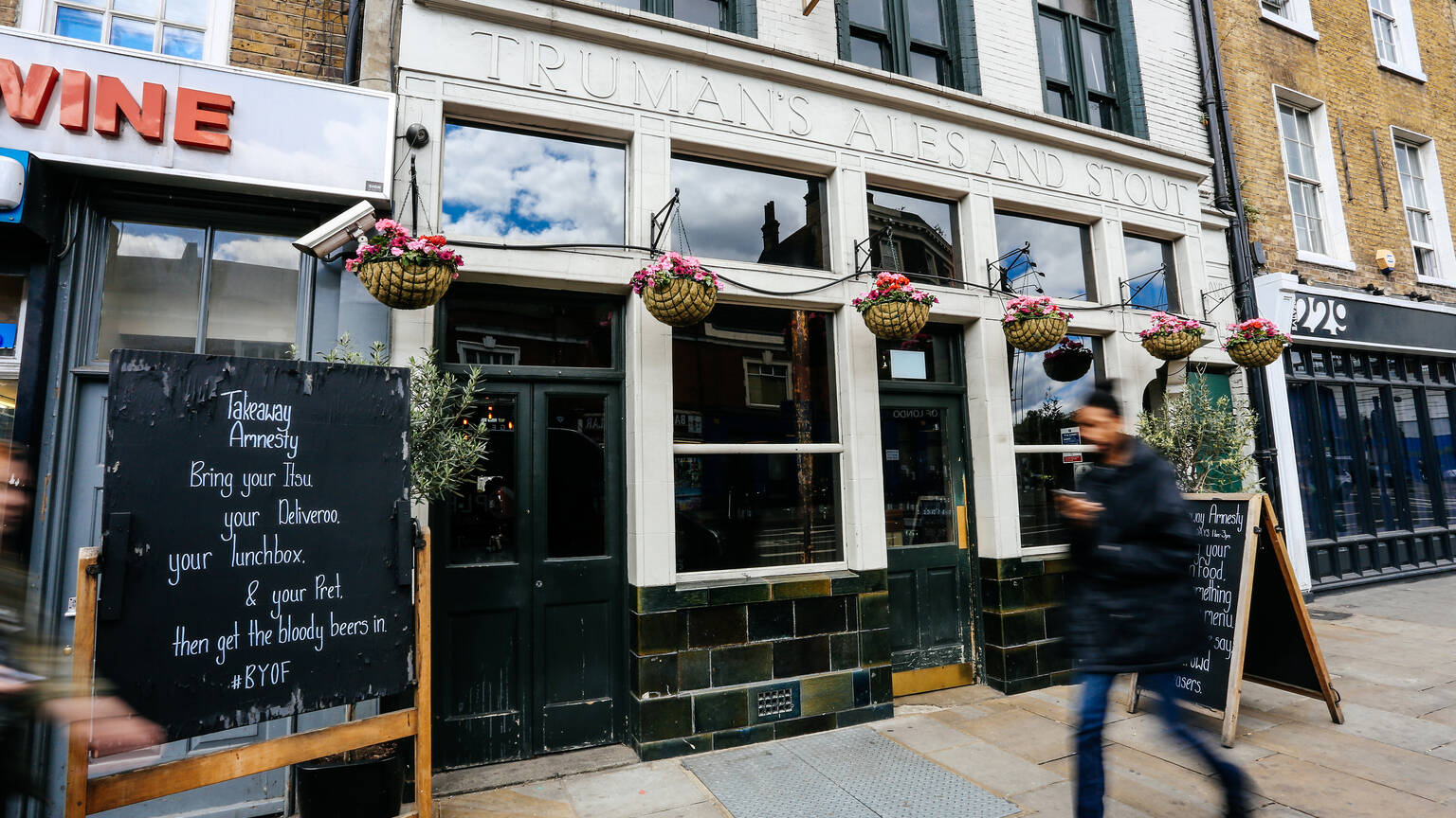 Crown & Shuttle | Bars and pubs in Shoreditch, London