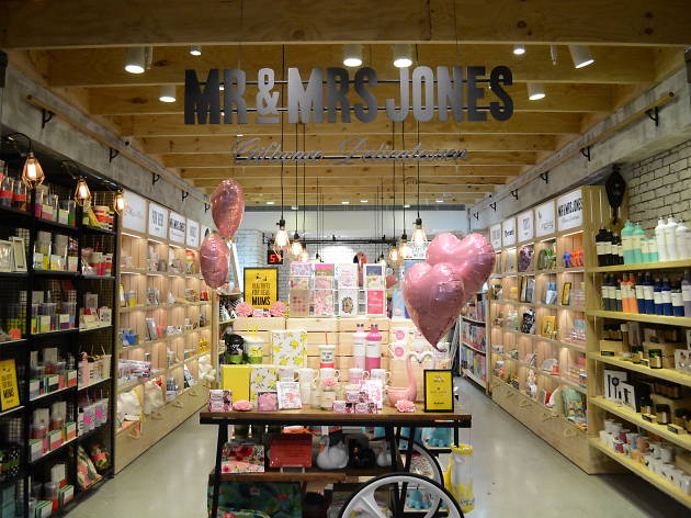 Mr and Mrs Jones QVB Stationery shop Mr and Mrs Jones QVB