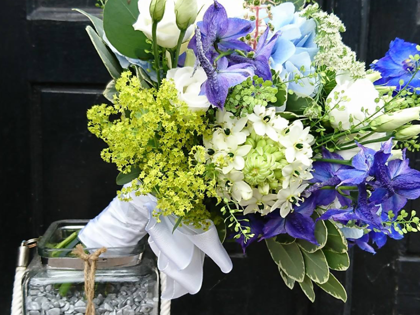 13 Best SameDay Flower Deliveries in London for 2024