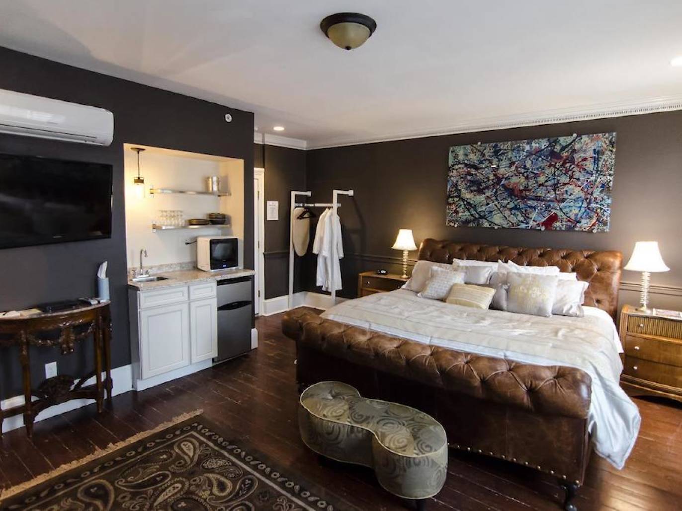 16 Best Boutique Hotels Philadelphia Has to Offer