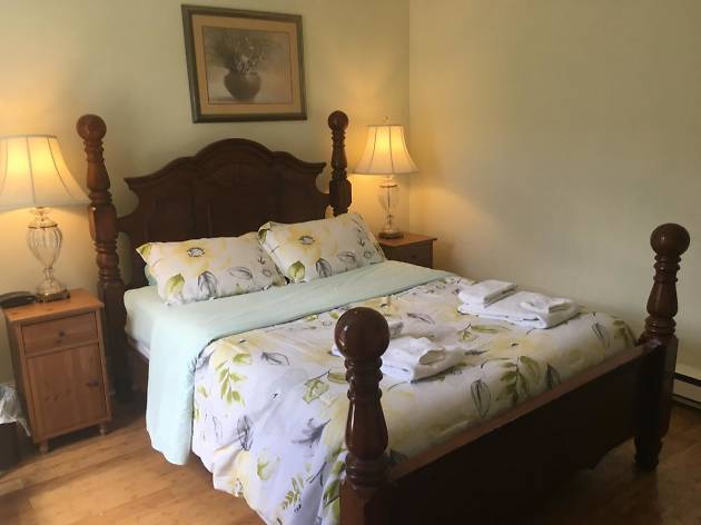 Toronto Garden Inn Bed & Breakfast Toronto Garden Inn Bed & Breakfast