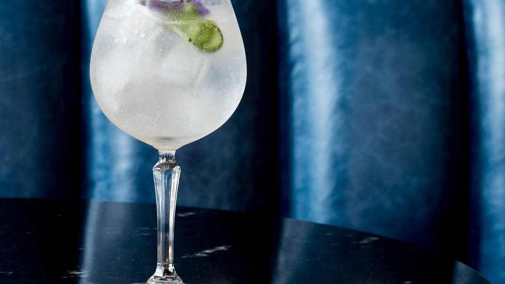 7 Best Bars In Notting Hill For Good Times Aplenty