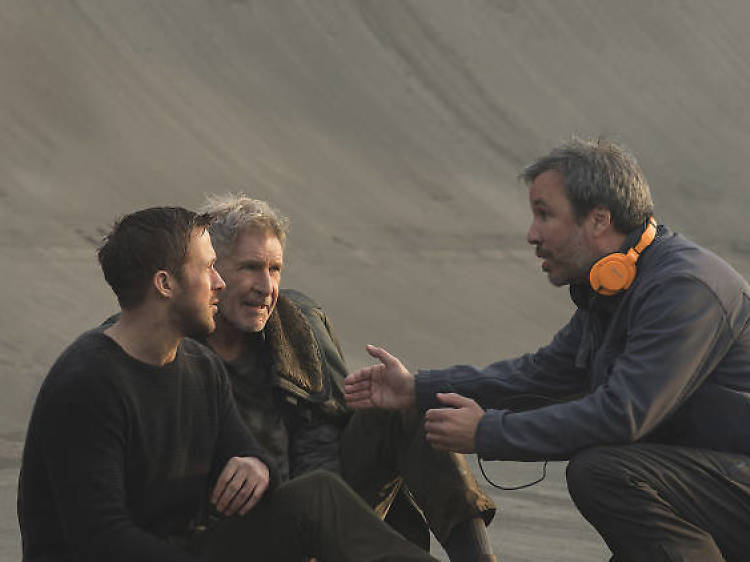 Villeneuve directing Ford and Gosling in Blade Runner 2049