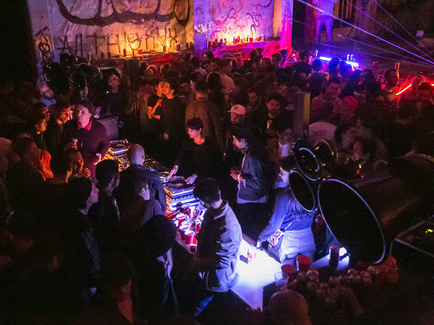 Por Detroit Por Detroit es una fiesta itinerante LGBTTT