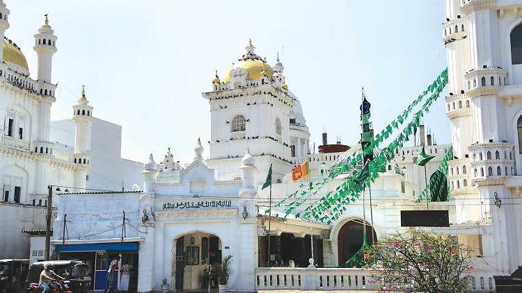 Dewatagaha Mosque