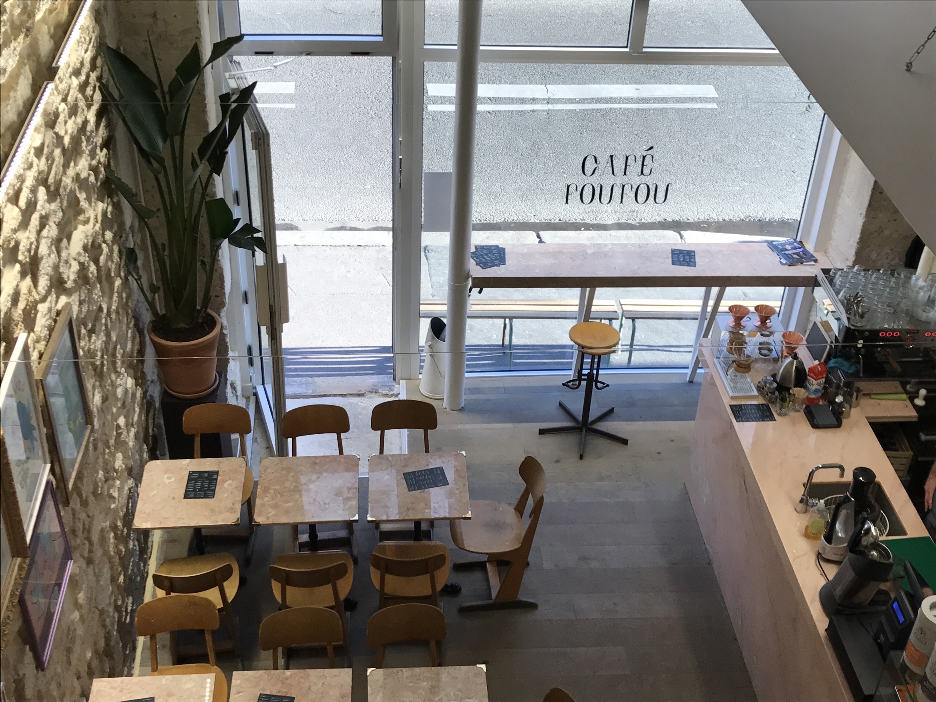 Café Foufou Restaurants à SaintAmbroise, Paris