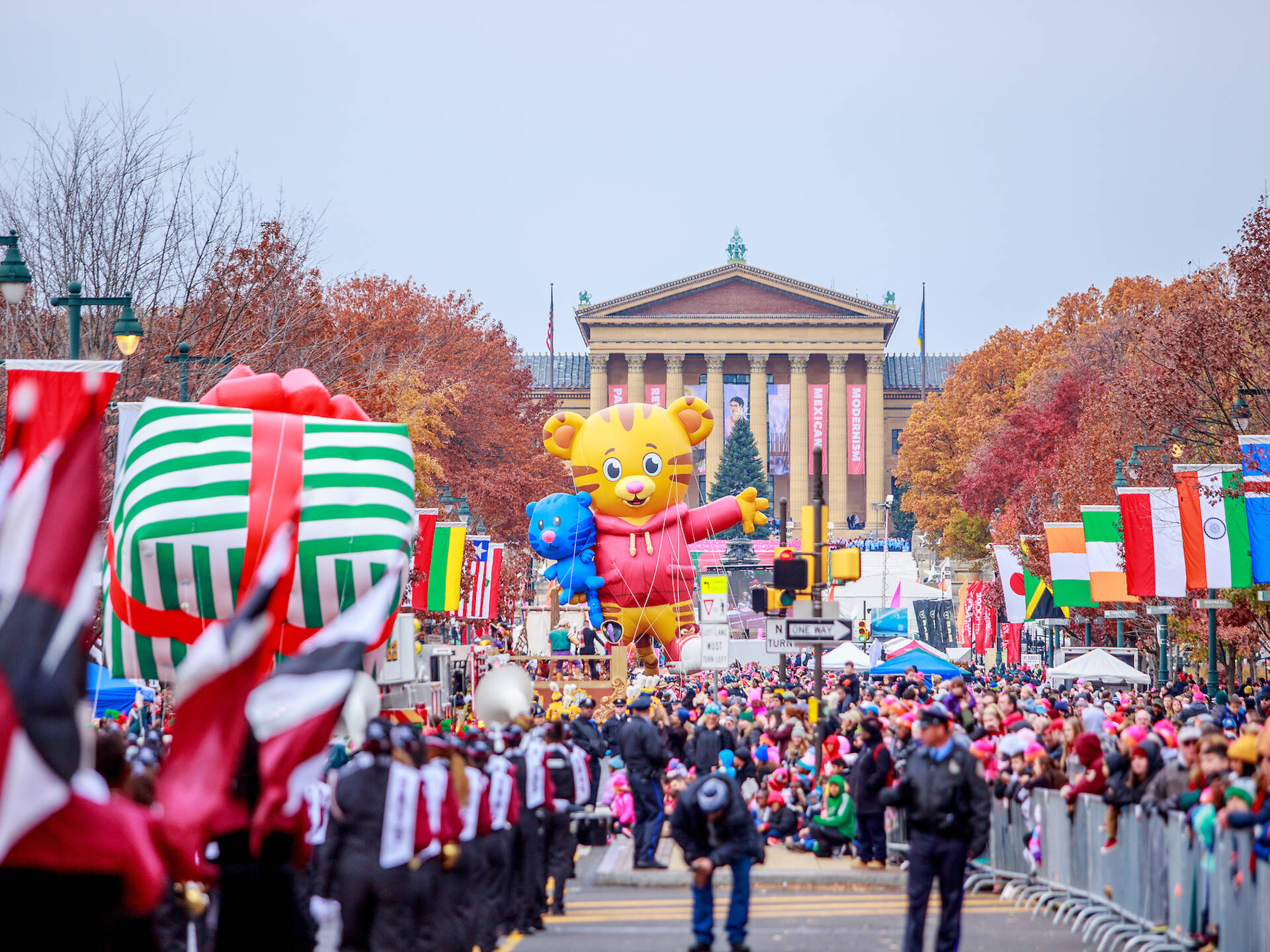 10 Best (and Biggest) Thanksgiving Parades In The U.S.