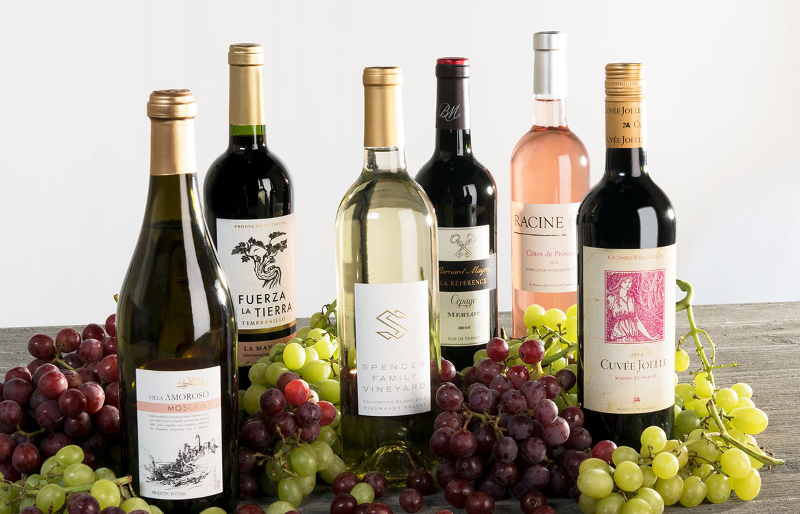 24 Best Christmas Gifts for Couples in 2017