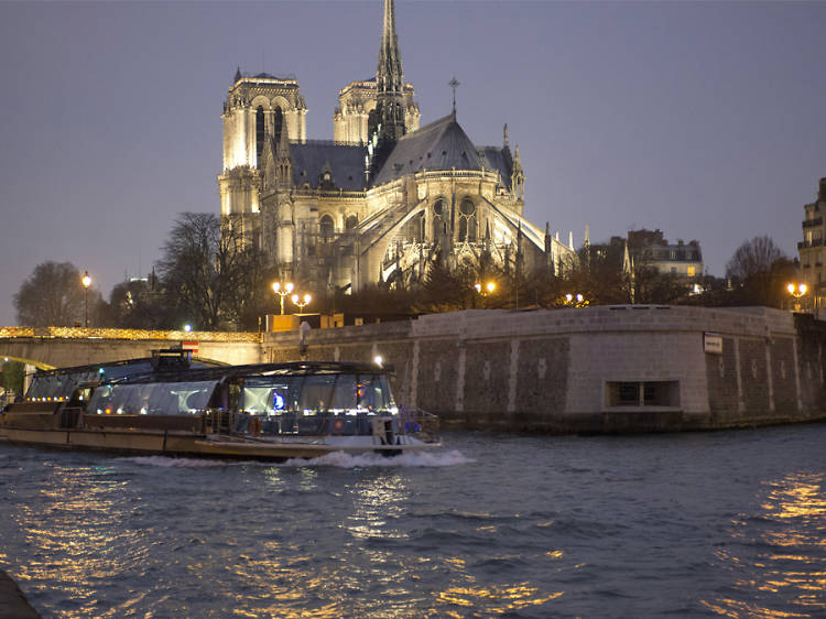 Paris dinner cruises