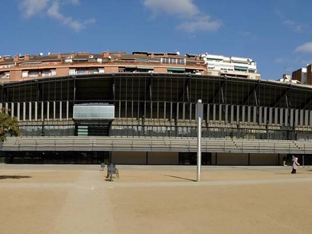 Les graderies del Canòdrom seran un Tres en Ratlla humà Les graderies del Canòdrom seran un Tres en Ratlla humà