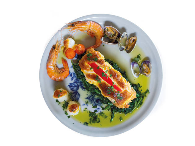 Portucale - Bacalhau à Marinheiro com Camarão Portucale - Bacalhau à Marinheiro com Camarão