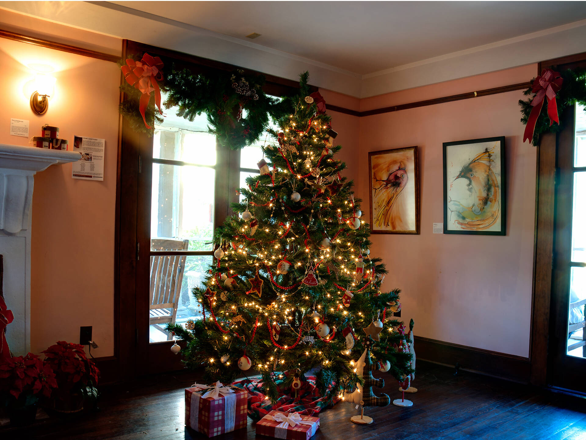 Where to see the most spectacular Christmas lights in Miami