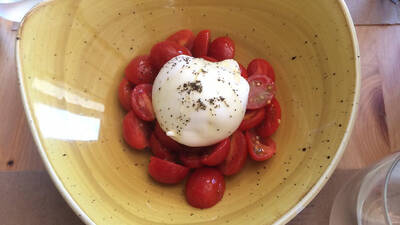 Via Emilia 9 Via Emilia 9