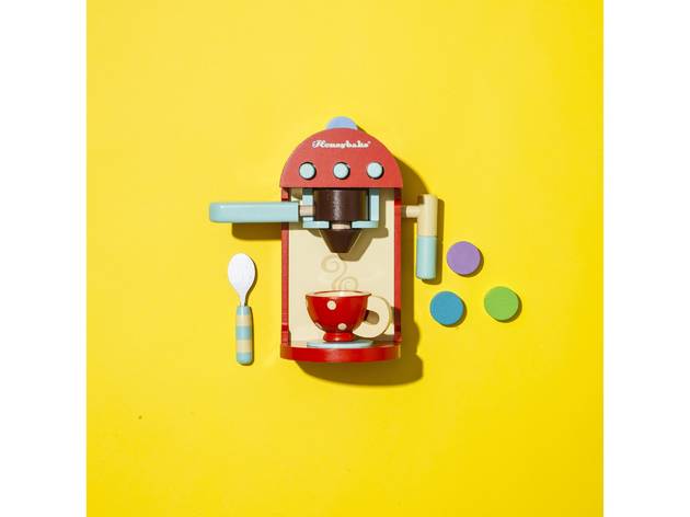 Café machine by Le Toy Van Café machine by Le Toy Van