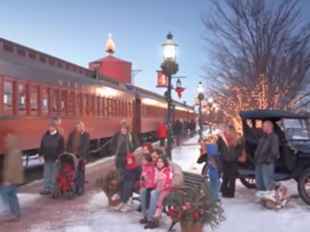 5 Best Polar Express & Christmas Train Rides Near NYC To Visit This Season