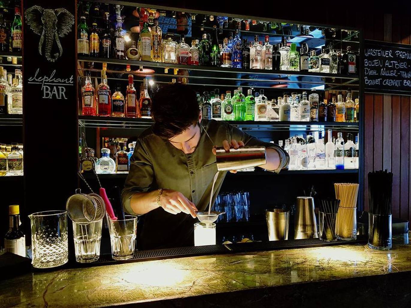 Best Bars In Düsseldorf for A Drink or Three