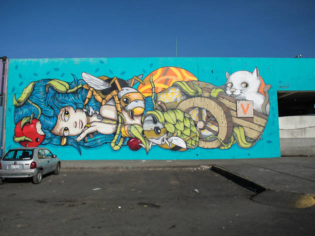 Trasher pinta mural en la Central de Abasto Murales en la central de abasto
