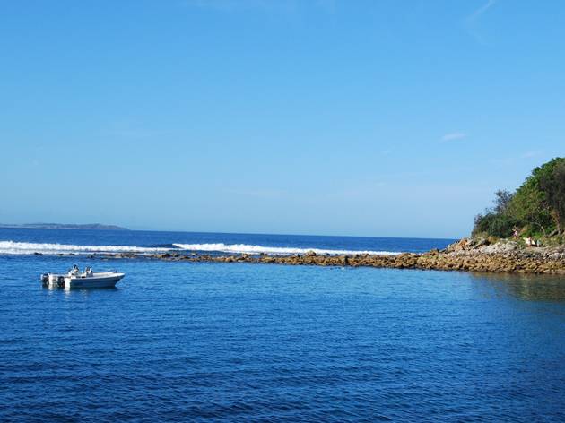 Blue ocean water at Shelly Beach