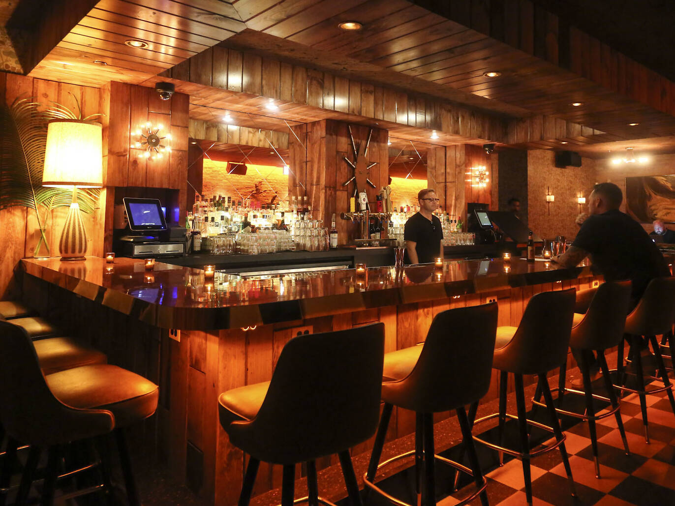 18 Best and Dance Clubs in Chicago Nightlife Guide