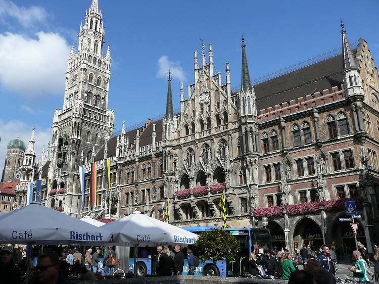 The Glockenspiel on Marienplatz