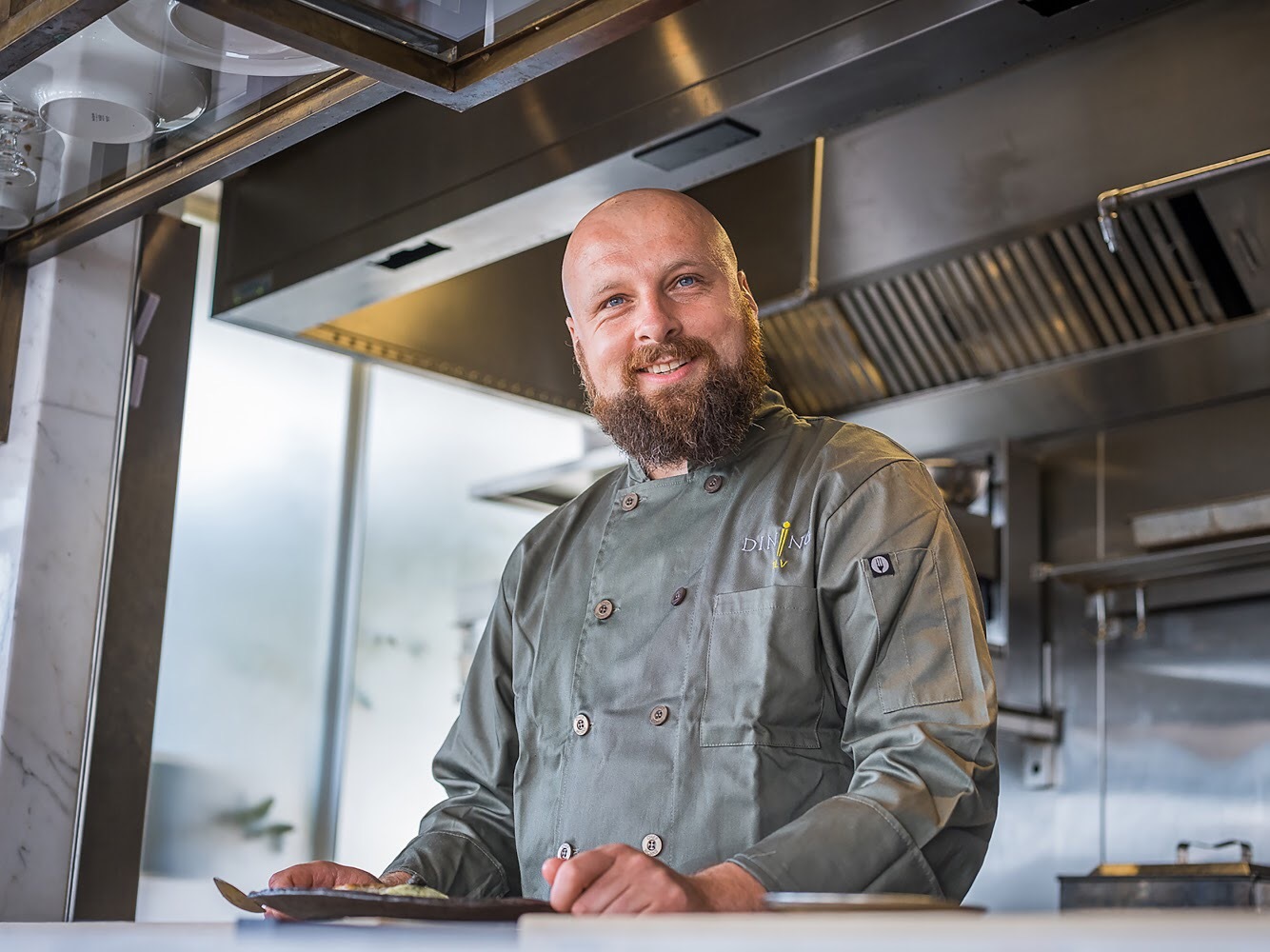 An interview with Chef Chris Golding of the Norman Hotel's Dinings