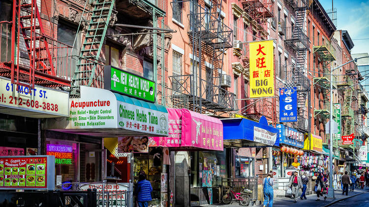 Sidewalk Shopping ~ Chinatown, NYC