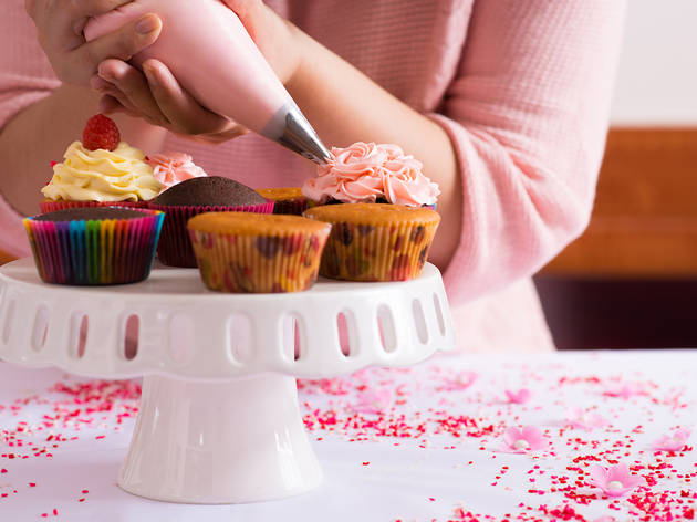 9 Cake-Decorating Classes in NYC That Bakers Will Love