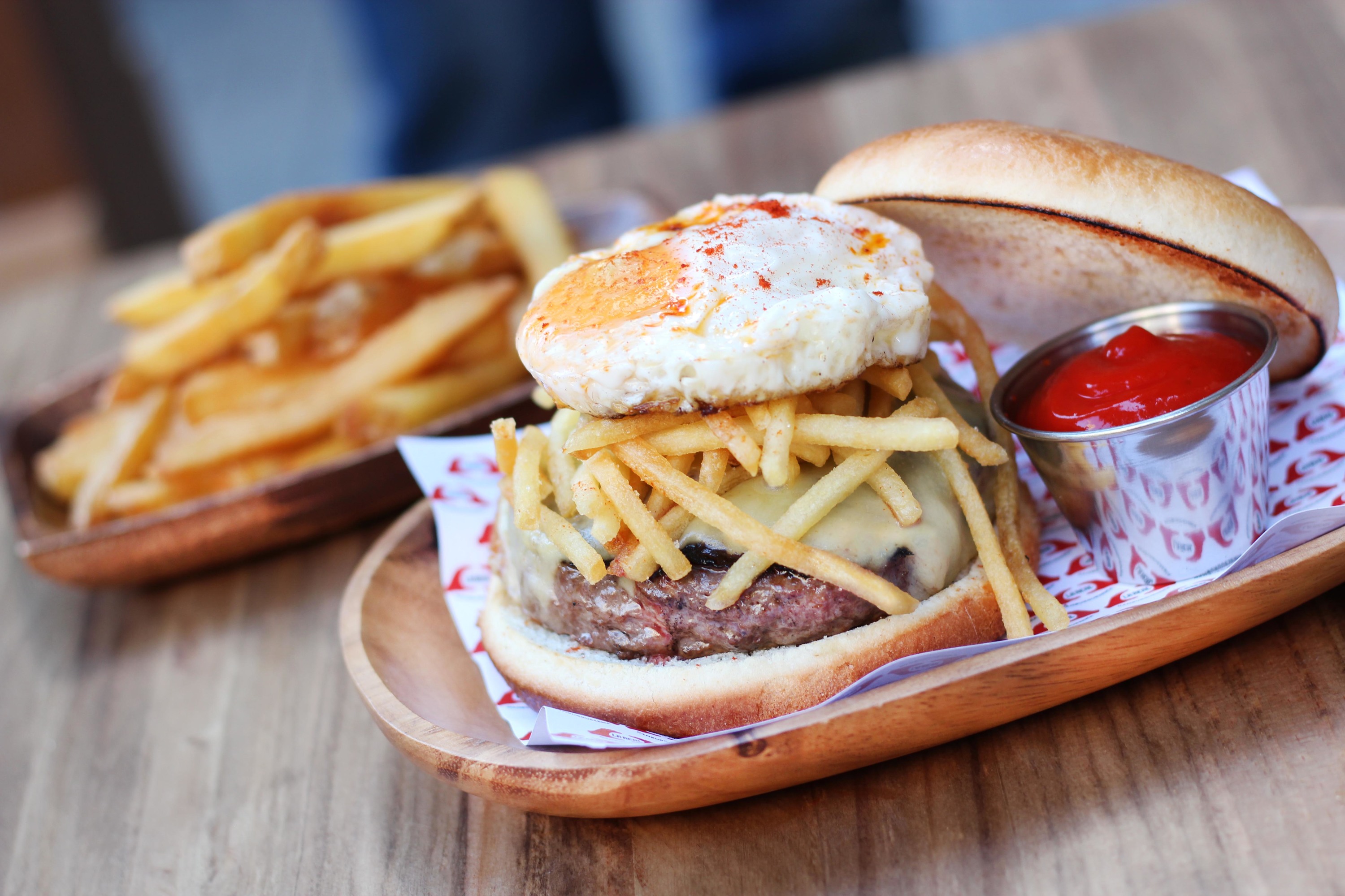 Hamburguesas Venezolanas Burger Restaurant Toluca