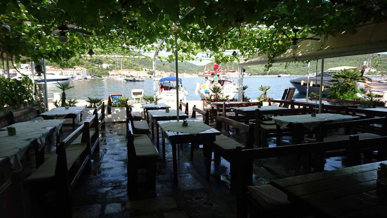 Vis restaurant guide where to eat on Vis Island, Croatia Restaurants