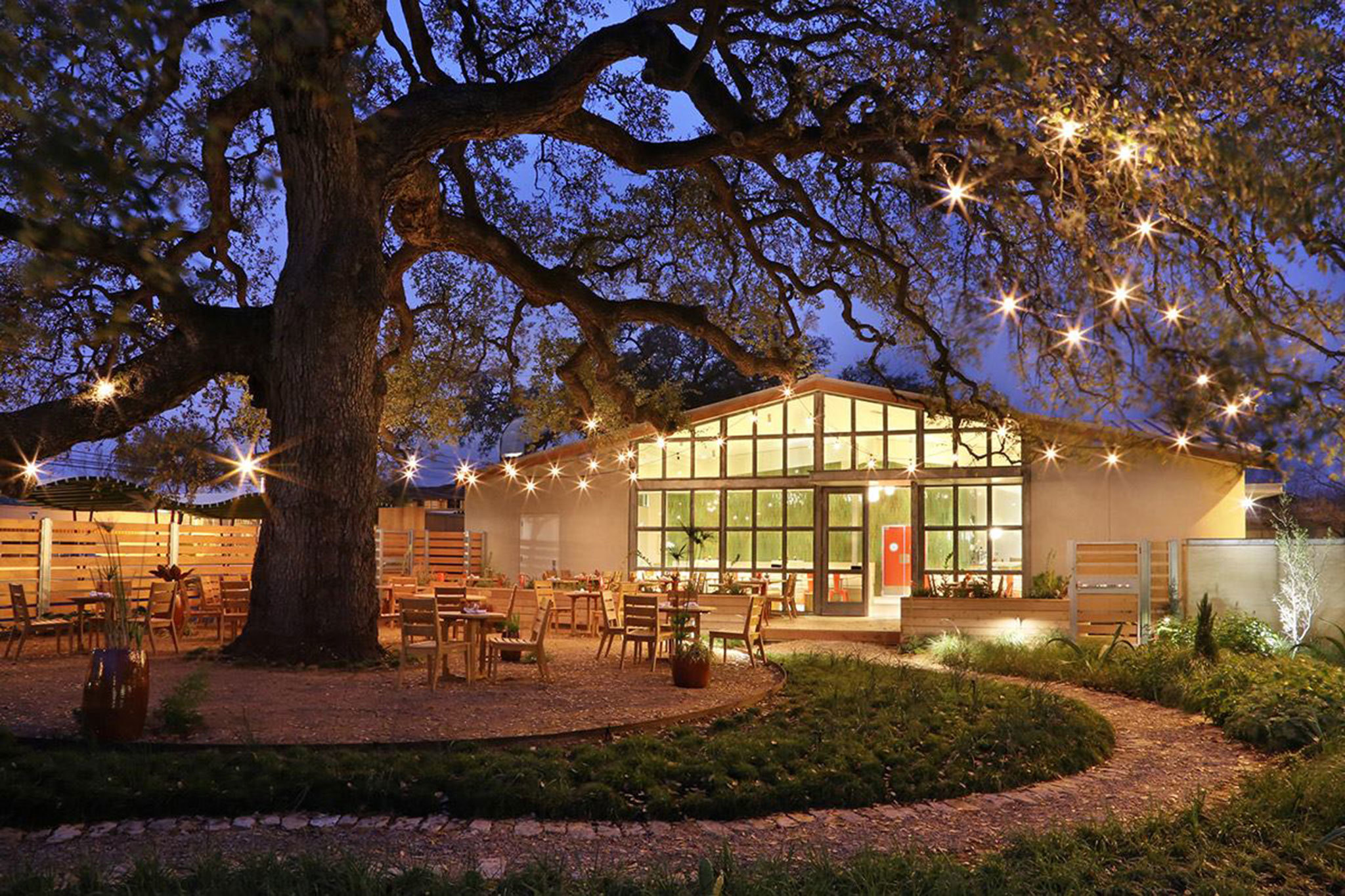 Vinaigrette Restaurants in South River City, Austin