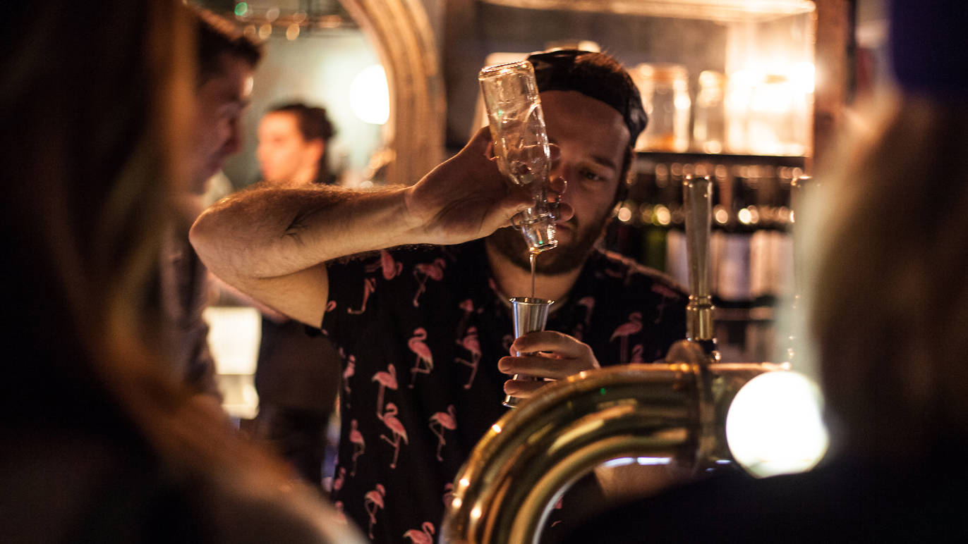 16-best-bars-in-london-bridge-for-craft-beer-gin-galore