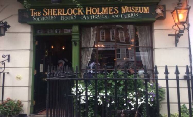 Private Sherlock Holmes walking tour