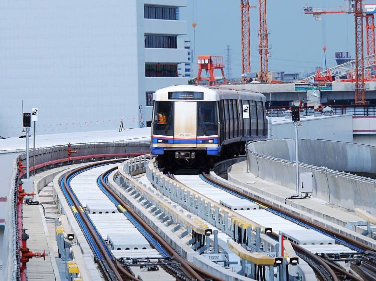 More trains to the outskirts of Bangkok