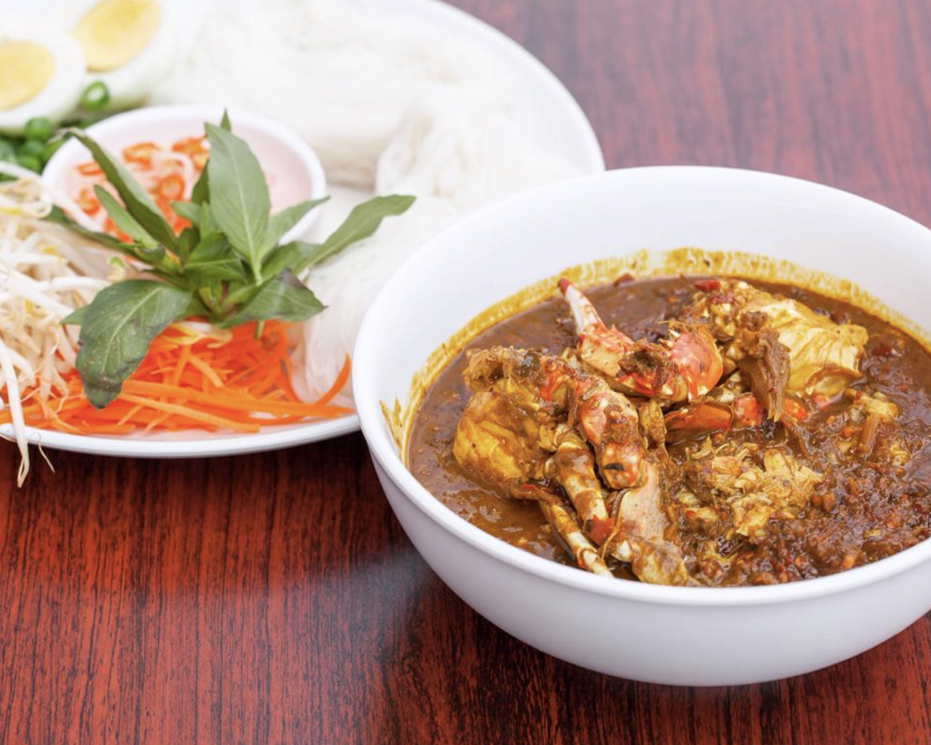 Luv2eat Thai Bistro | Restaurants in Hollywood, Los Angeles