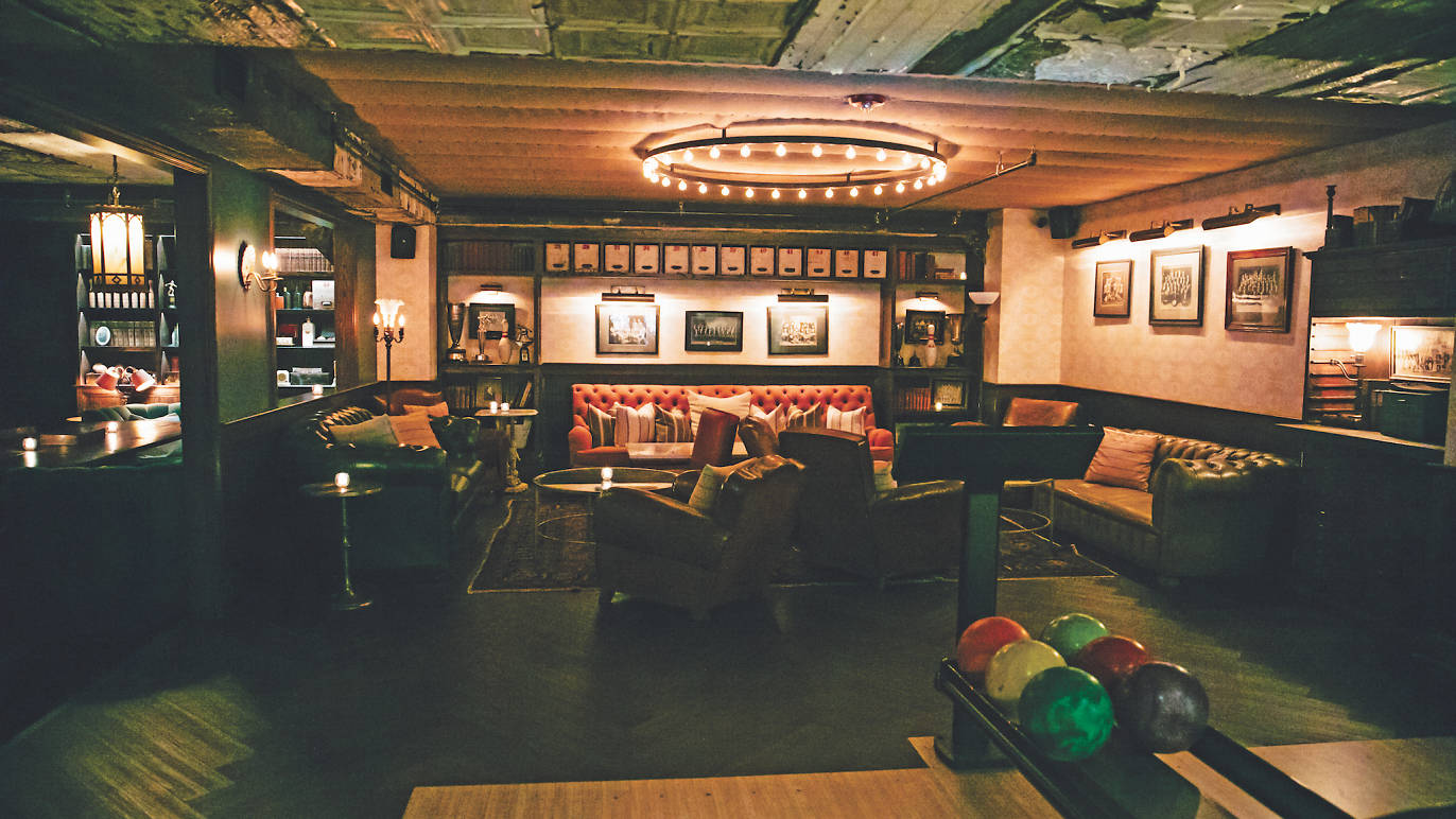 Elbow Lane Bars in Center City, Philadelphia