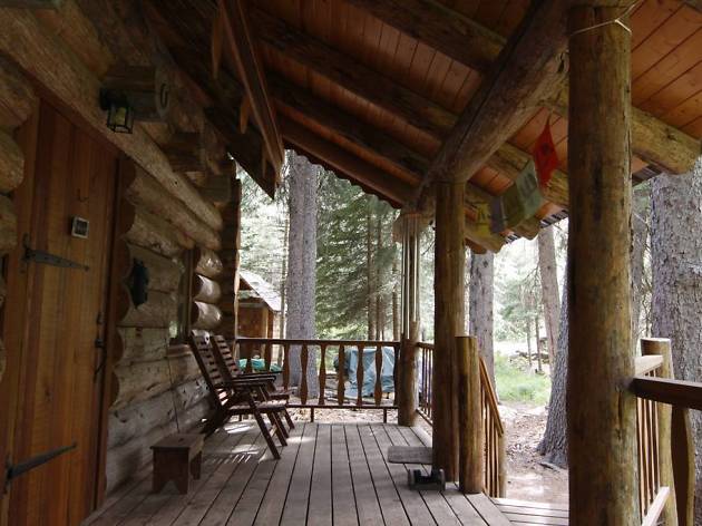 Log cabin on Tumalo Creek, Bend, OR Log cabin on Tumalo Creek, Bend, OR
