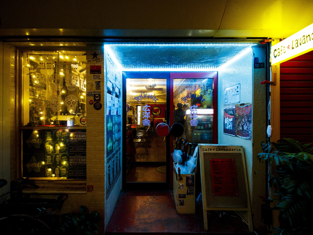 Best tourist-friendly gay bars in Shinjuku Ni-chome Best tourist-friendly gay bars in Shinjuku Ni-chome